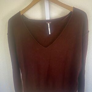 Free People Women's V-Neck Sweater in Deep Brown